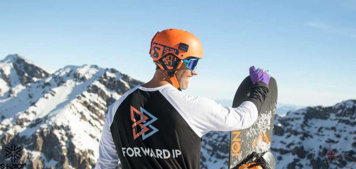 Extracurricular_Snowboarding