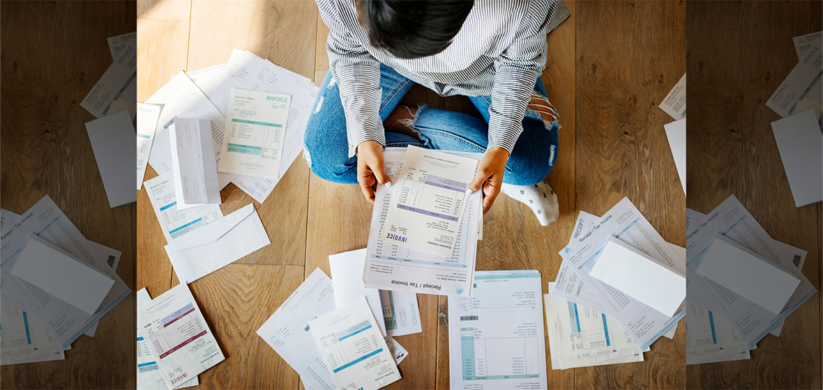 photo of person with debts to show the distress Robodebt caused