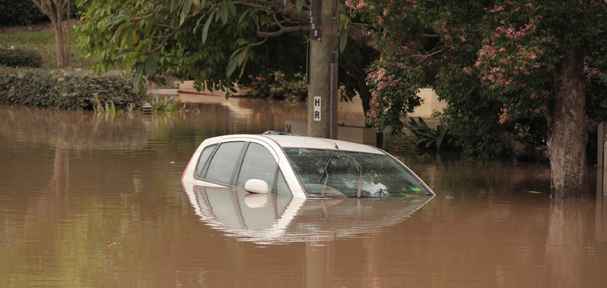 photo showing submerged car during Brisbane flood